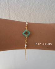 Load image into Gallery viewer, Clover Jade Bracelet + PEARLS
