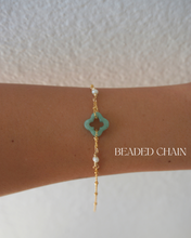 Load image into Gallery viewer, Clover Jade Bracelet + PEARLS
